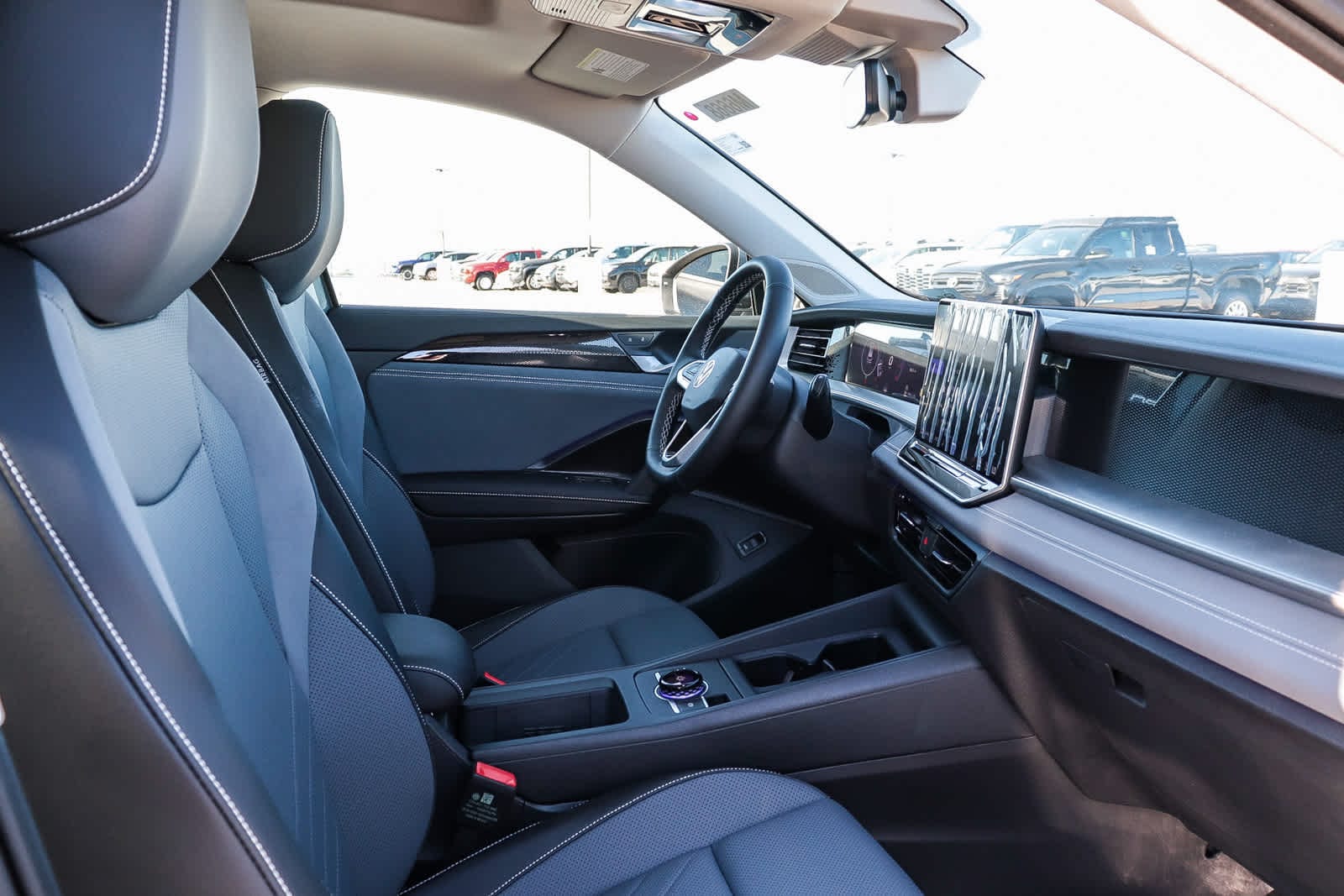 Thumbnail: 2025 Volkswagen Tiguan - 17