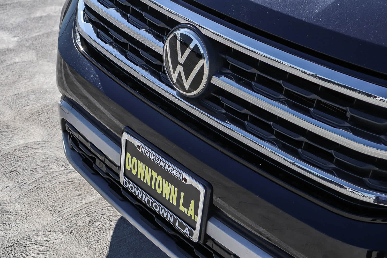 Thumbnail: 2022 Volkswagen Atlas - 8