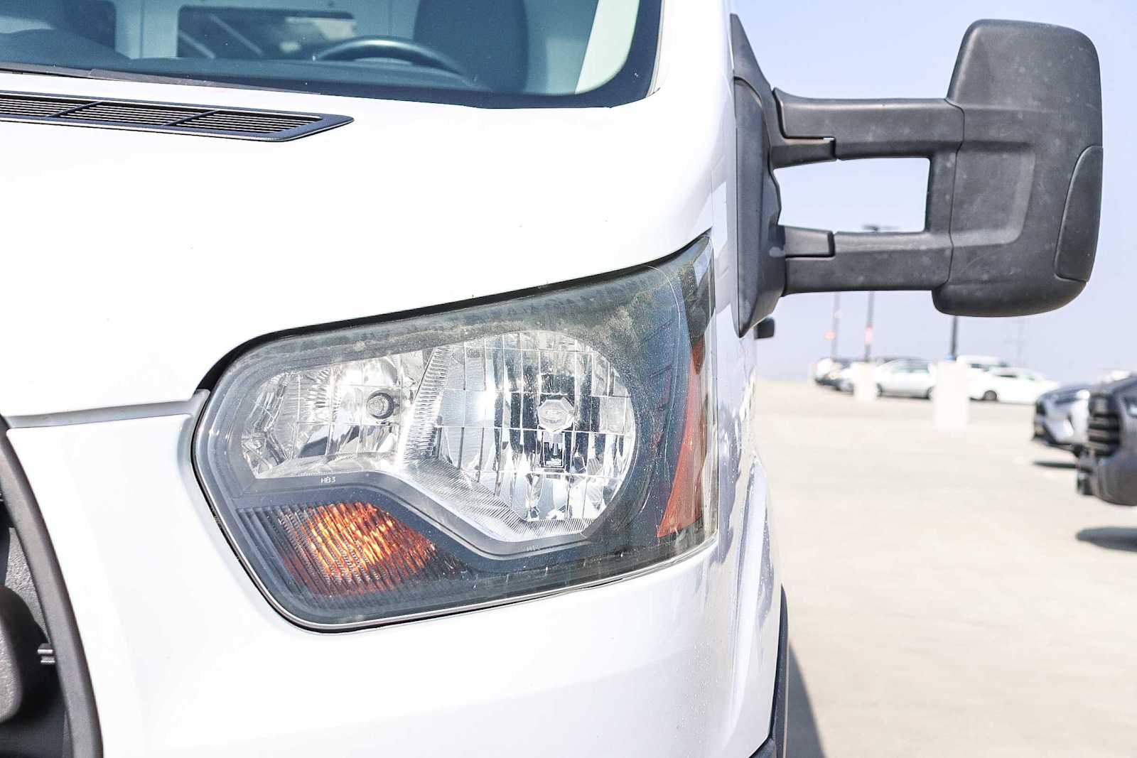 Thumbnail: 2015 Ford Transit Series - 7