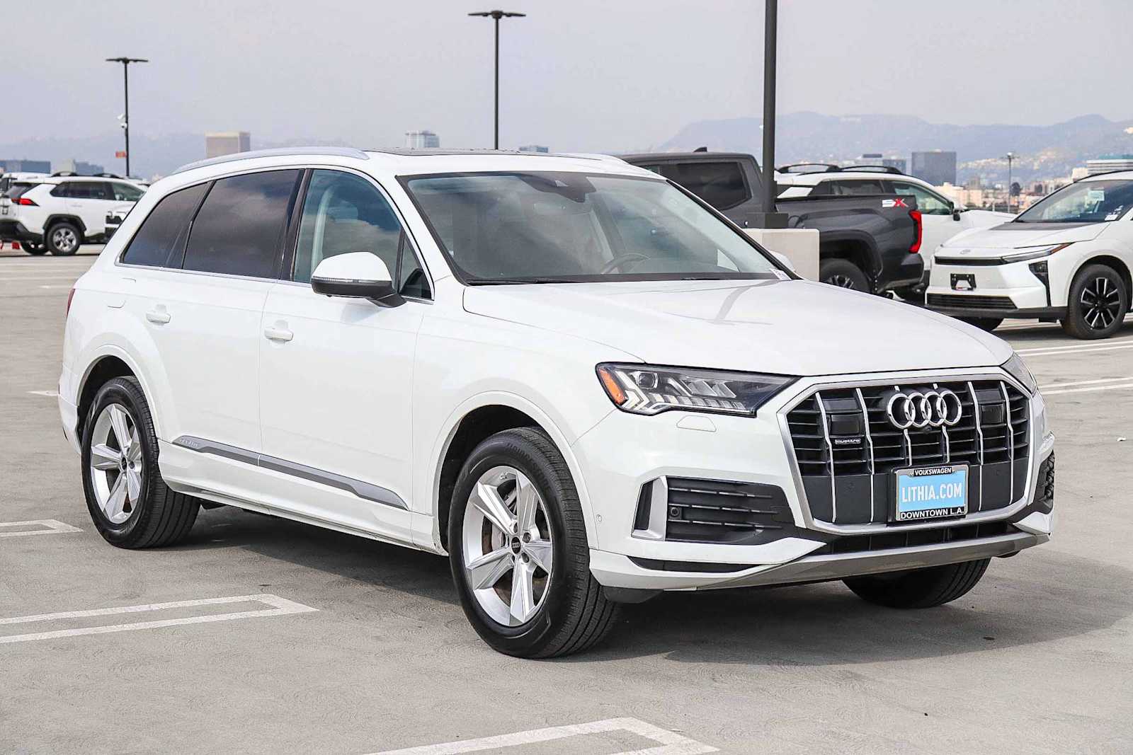 Thumbnail: 2024 Audi Q7 - 3