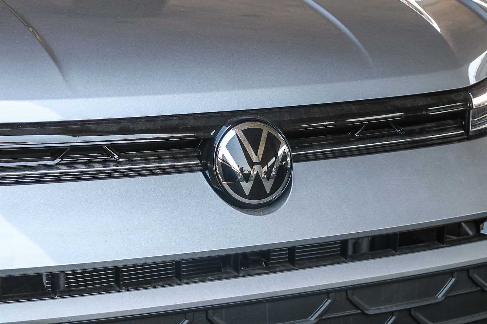 Thumbnail: 2025 Volkswagen Taos - 5