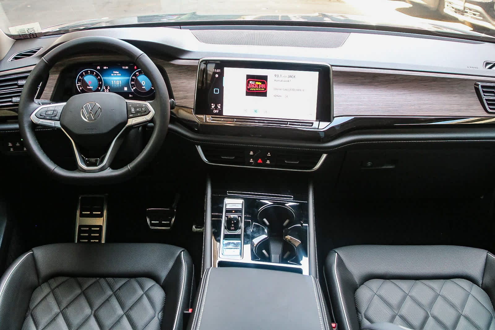 Thumbnail: 2025 Volkswagen Atlas - 13