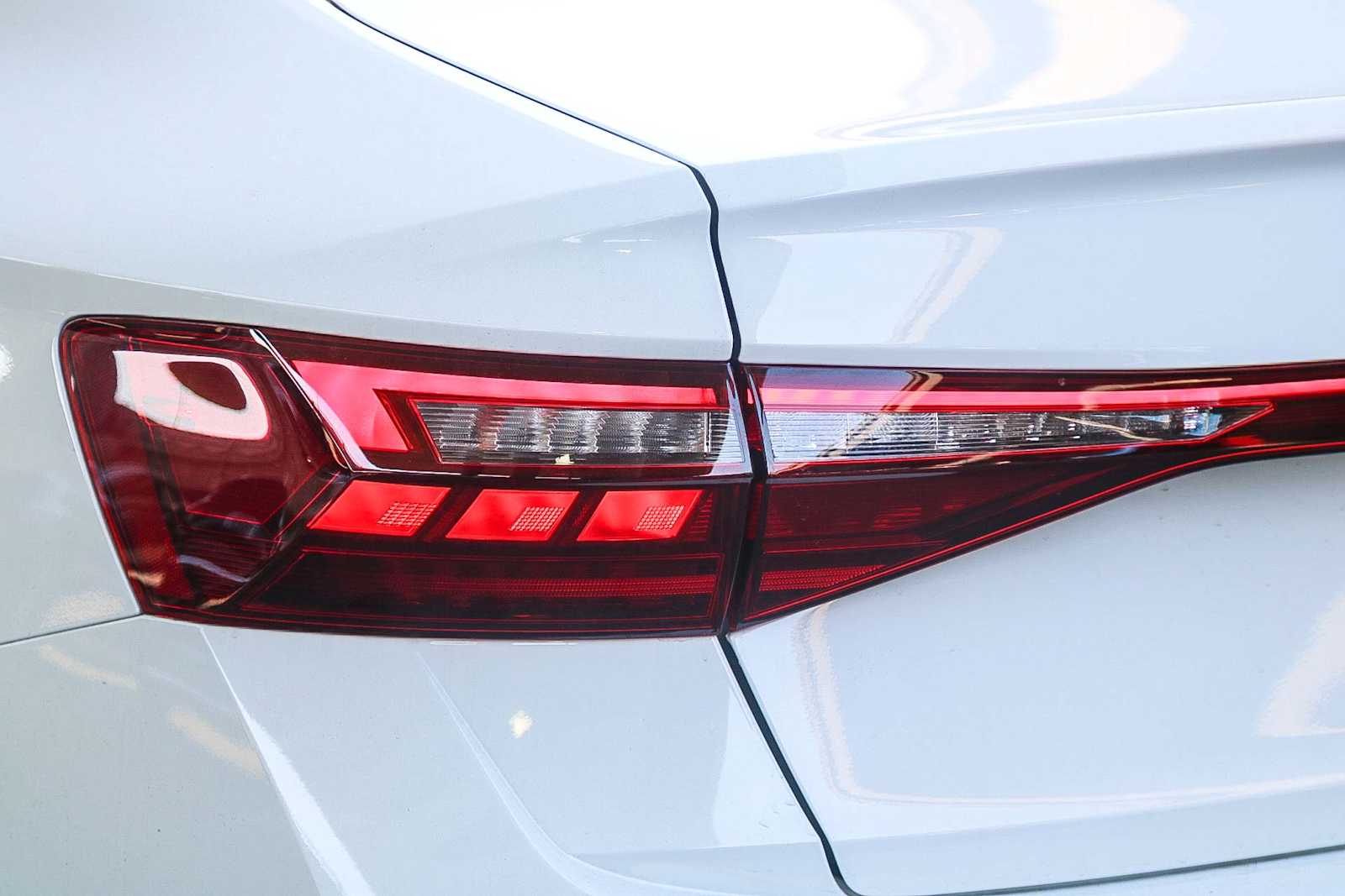 Thumbnail: 2025 Volkswagen Jetta - 9