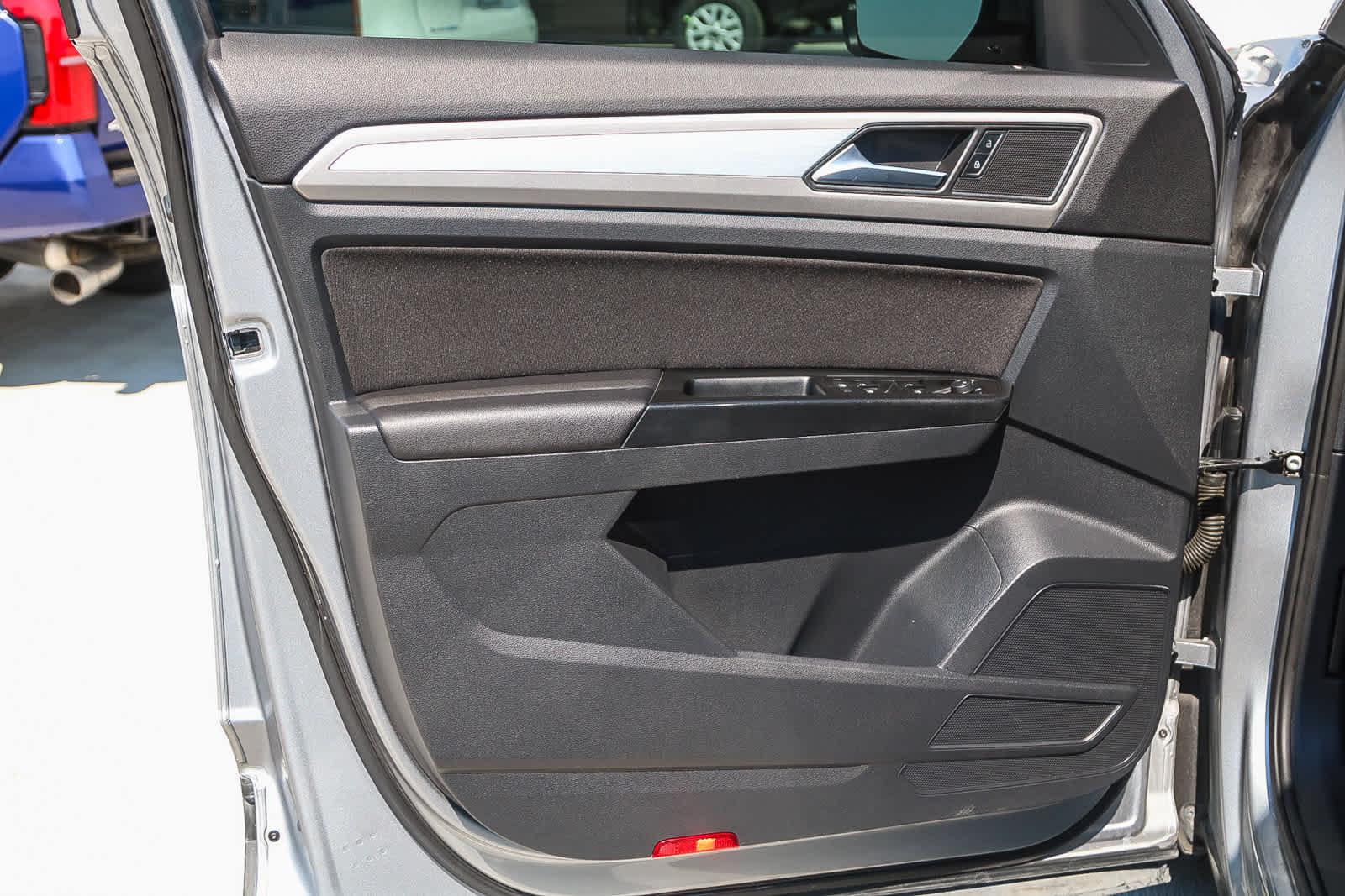 Thumbnail: 2021 Volkswagen Atlas - 23