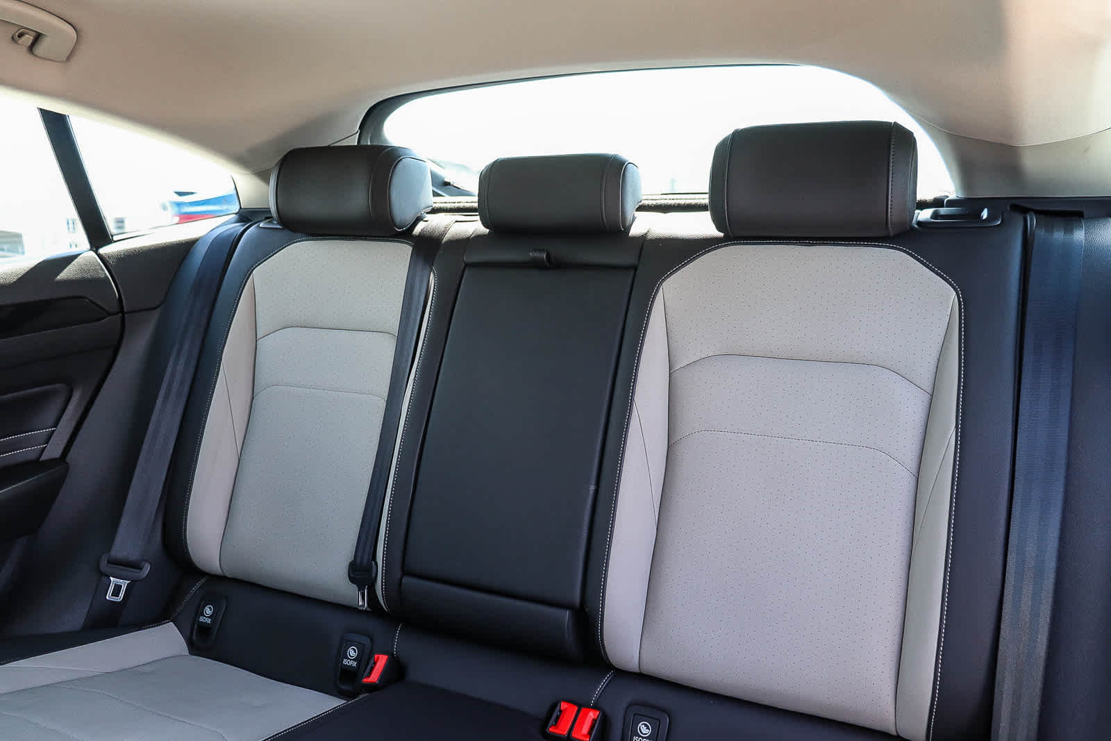 Thumbnail: 2021 Volkswagen Arteon - 19