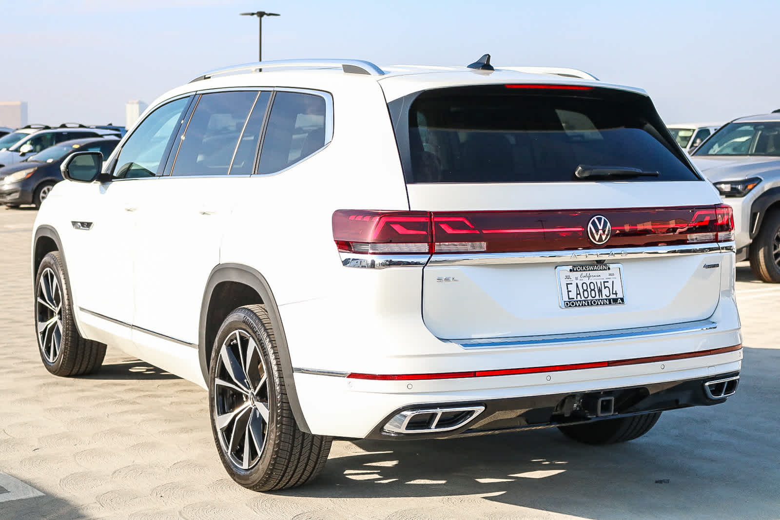 Thumbnail: 2025 Volkswagen Atlas - 8