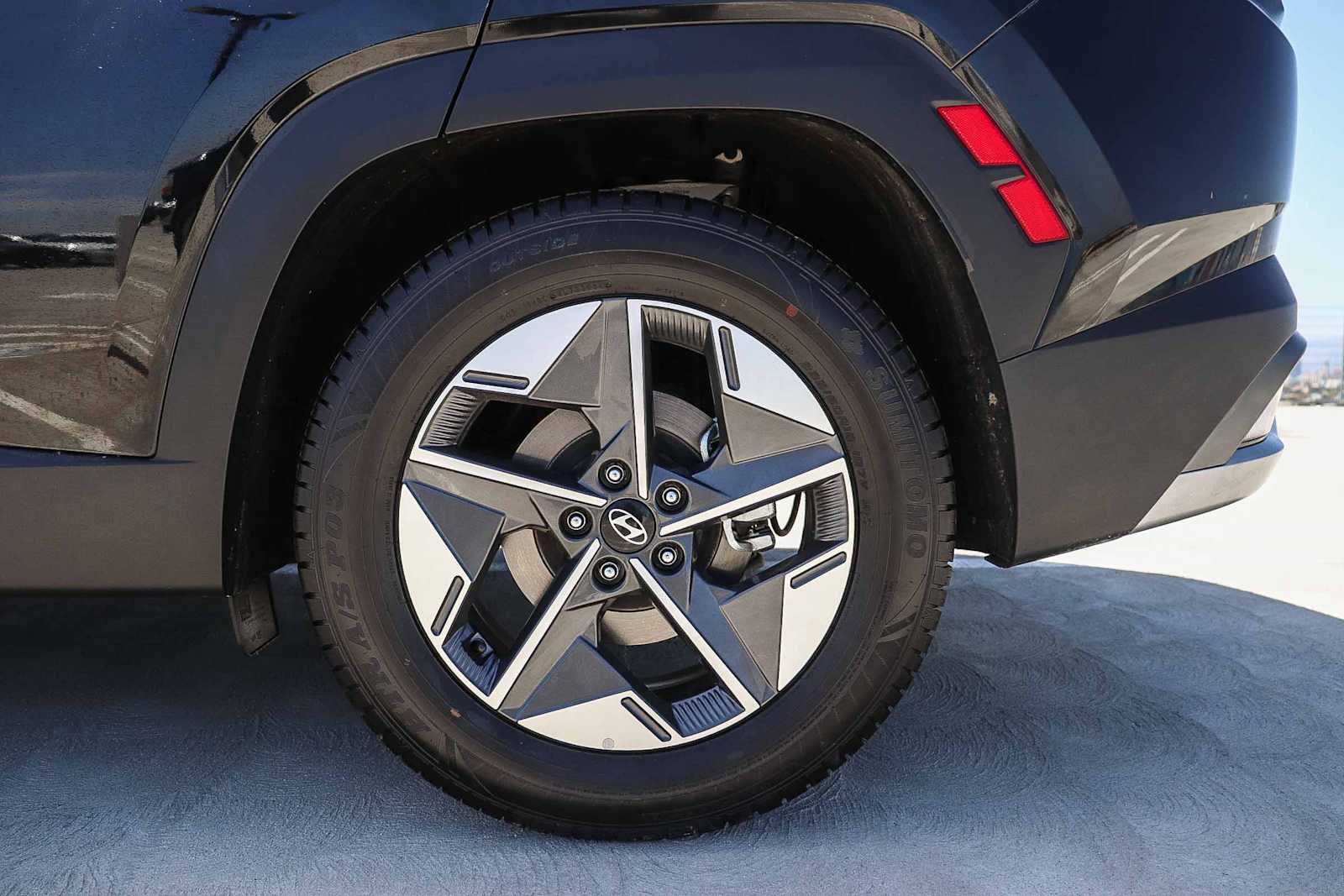 Thumbnail: 2025 Hyundai Tucson - 10