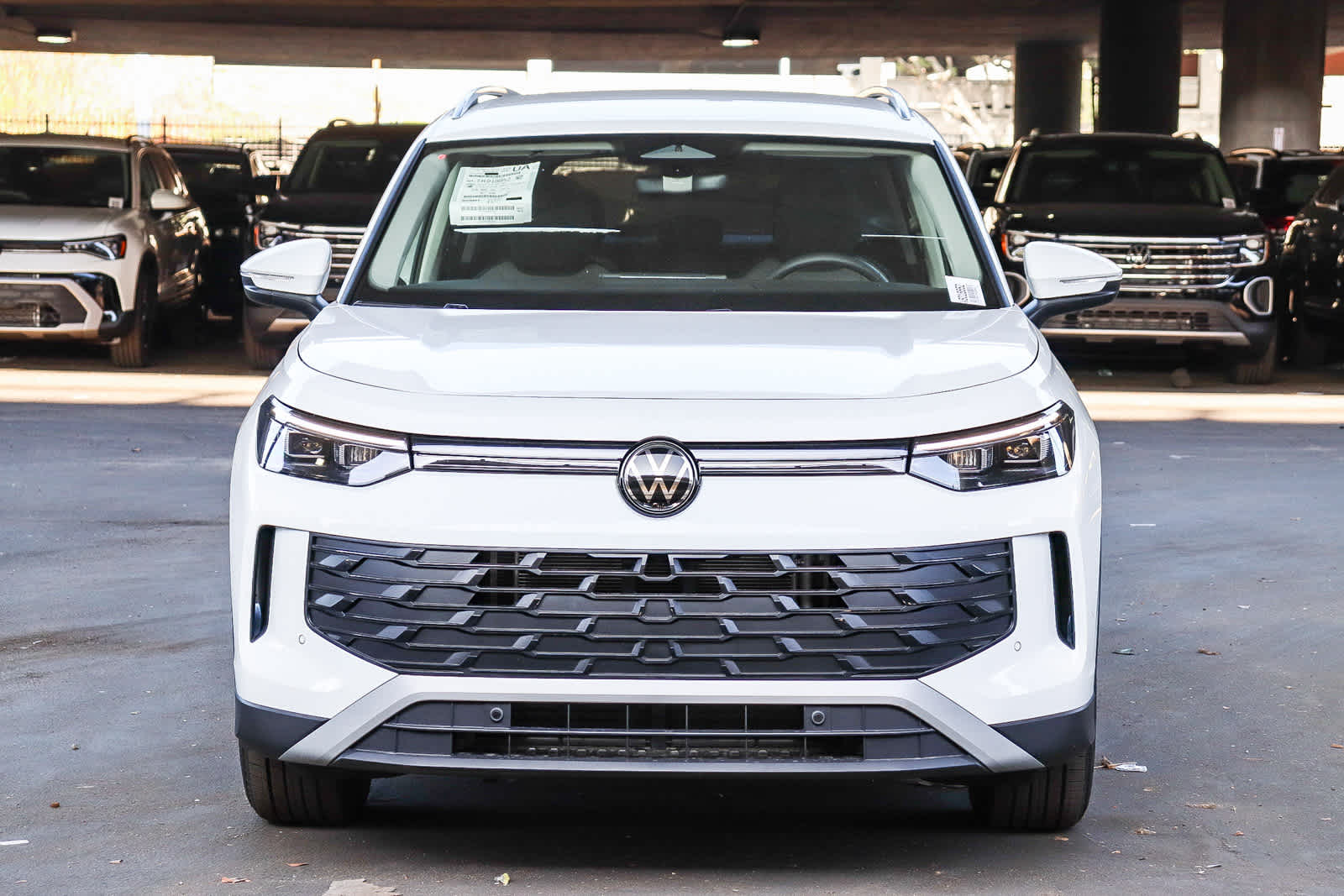 Thumbnail: 2026 Volkswagen Tiguan - 2