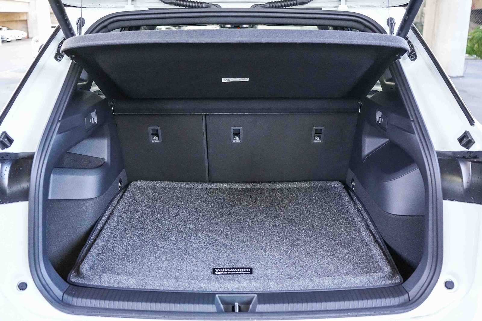 Thumbnail: 2026 Volkswagen Tiguan - 12