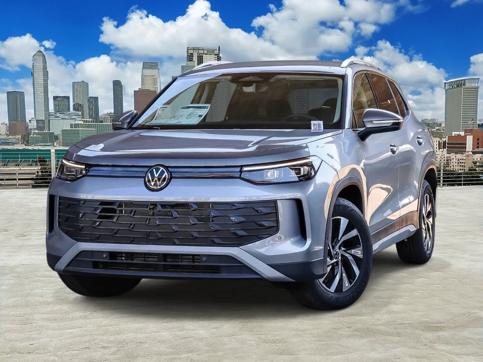 Thumbnail: 2026 Volkswagen Tiguan - 1