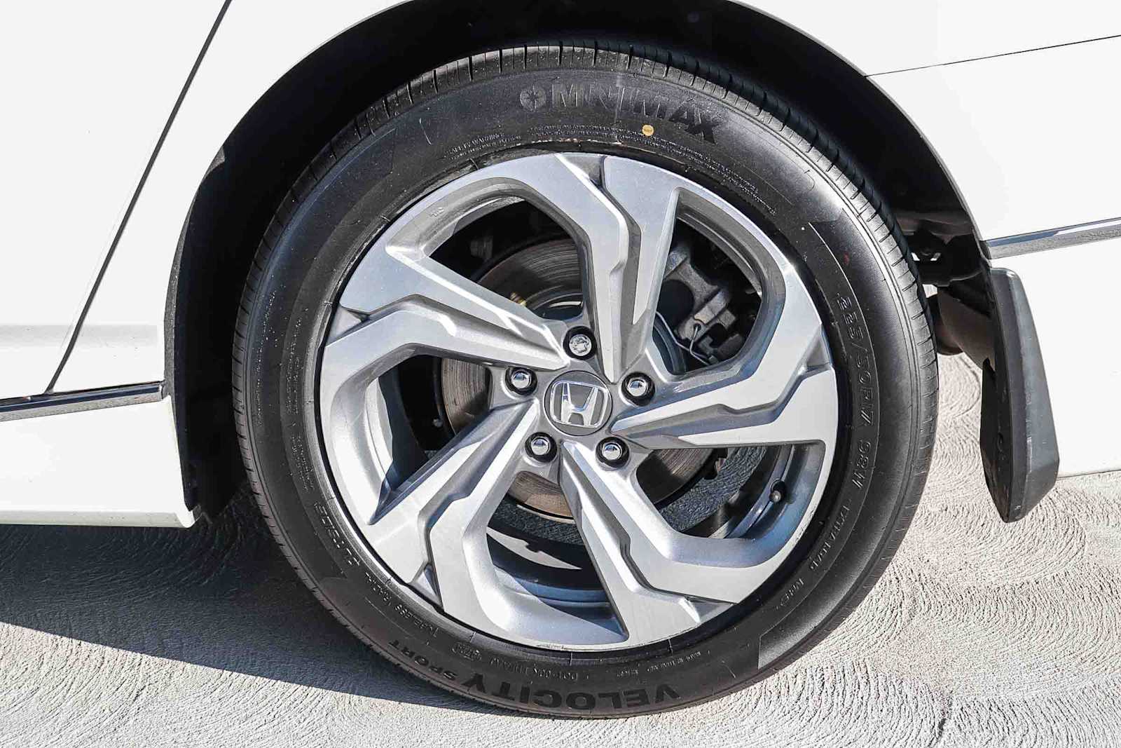 Thumbnail: 2019 Honda Accord - 10