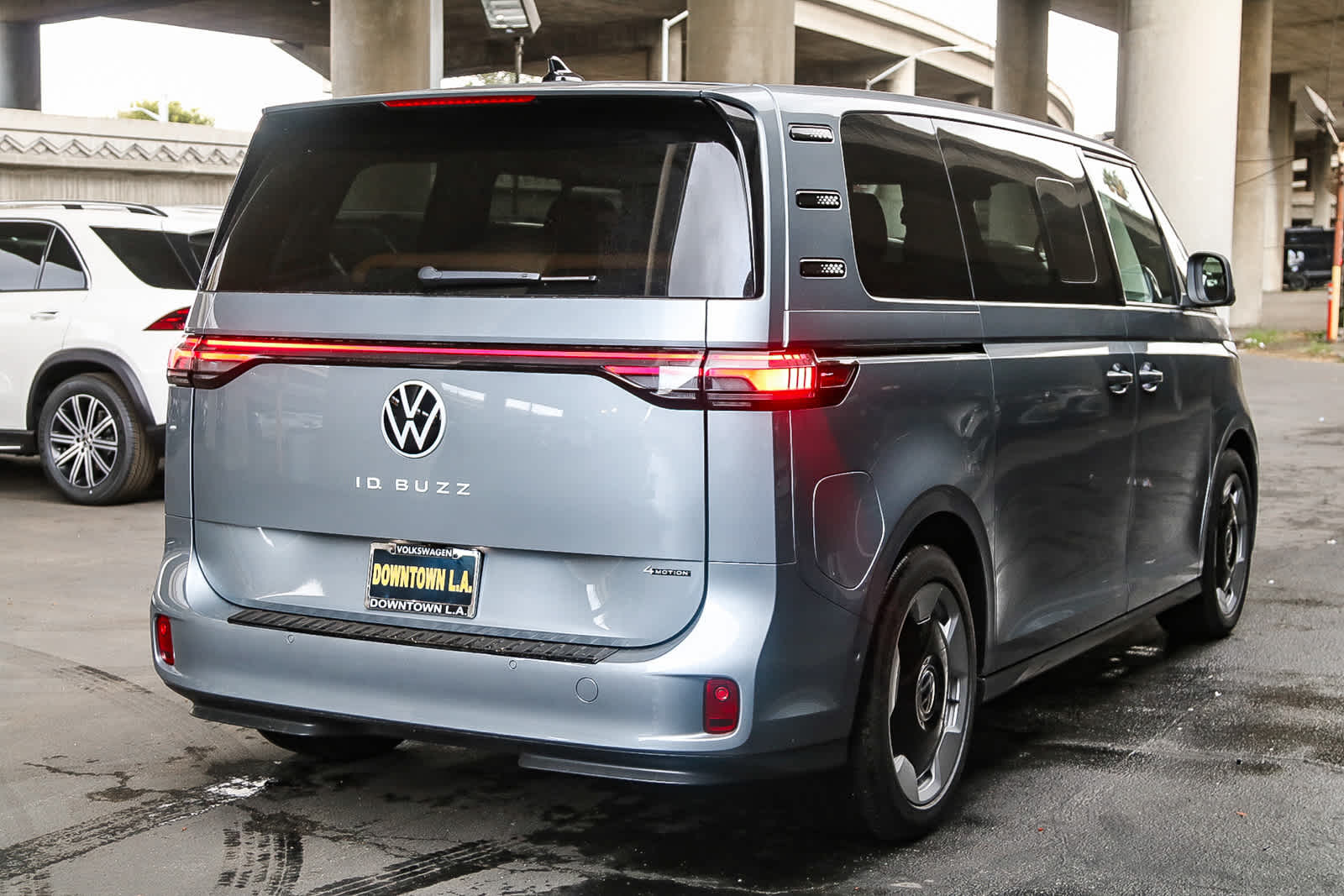 Thumbnail: 2025 Volkswagen ID.Buzz - 6