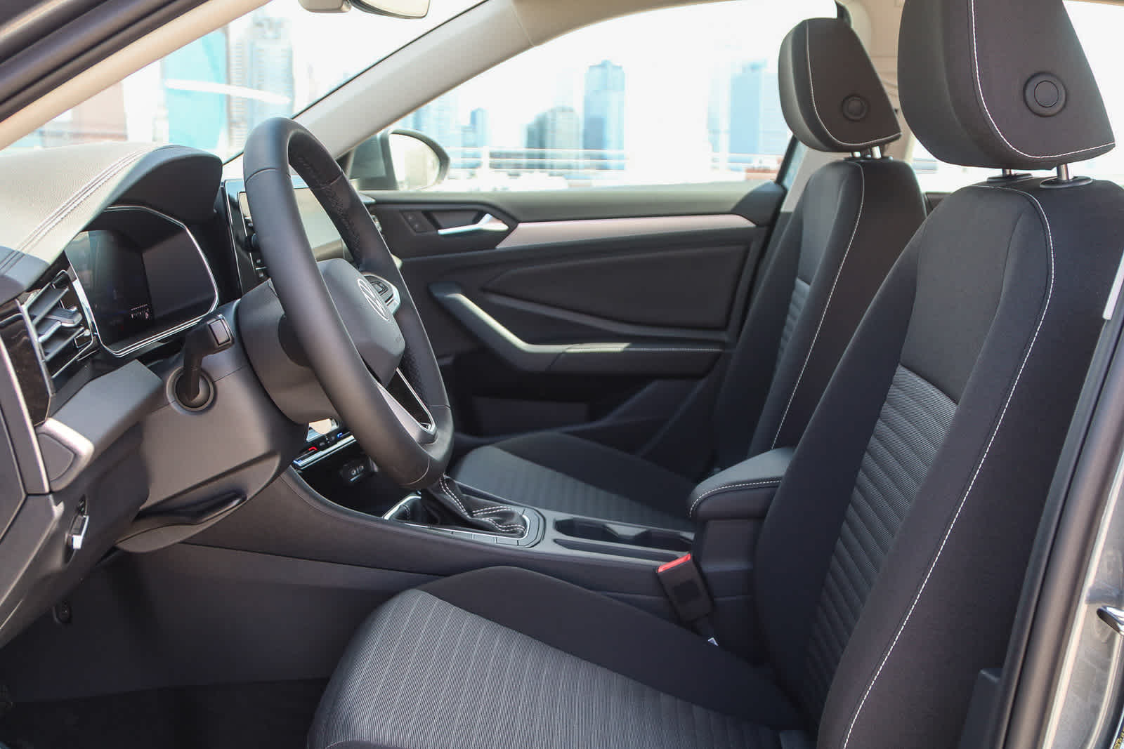 Thumbnail: 2025 Volkswagen Jetta - 18