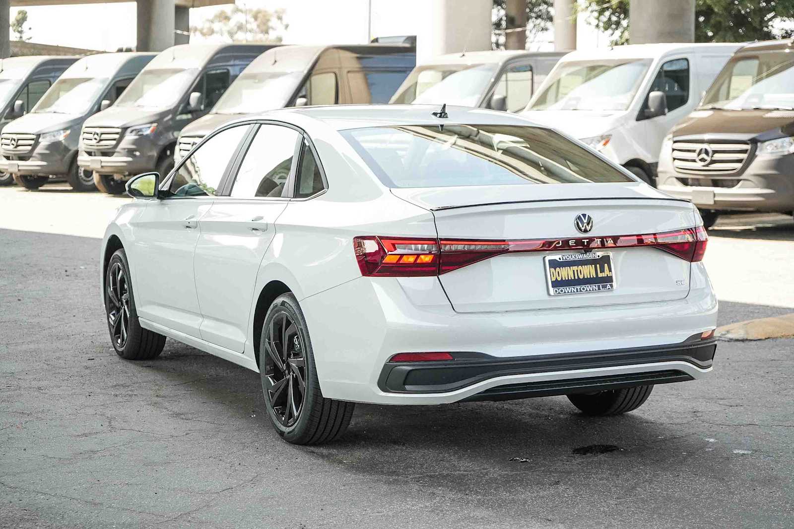 Thumbnail: 2026 Volkswagen Jetta - 8
