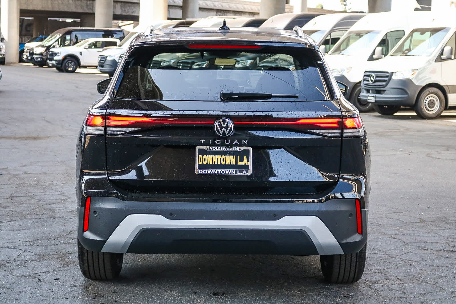 Thumbnail: 2025 Volkswagen Tiguan - 7