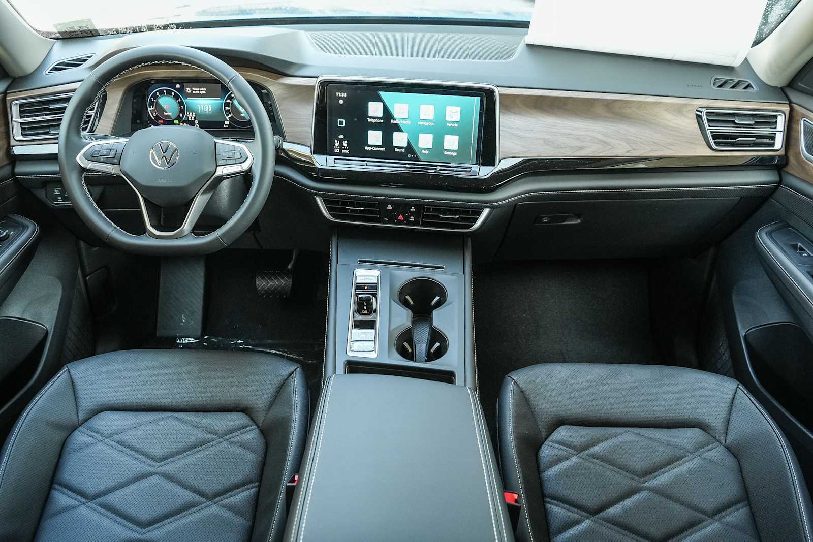 Thumbnail: 2026 Volkswagen Atlas - 14