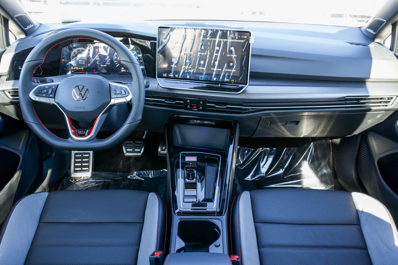 Thumbnail: 2026 Volkswagen Golf - 14