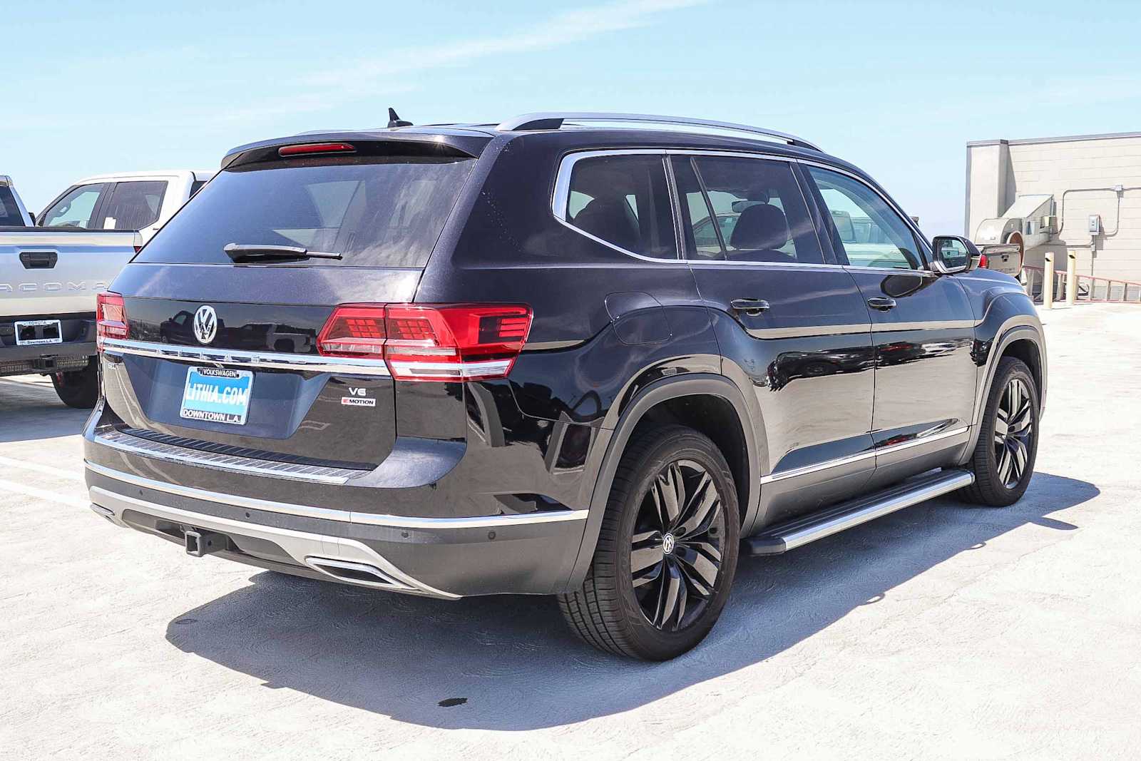2018 Volkswagen Atlas V6 SEL Premium photo 4