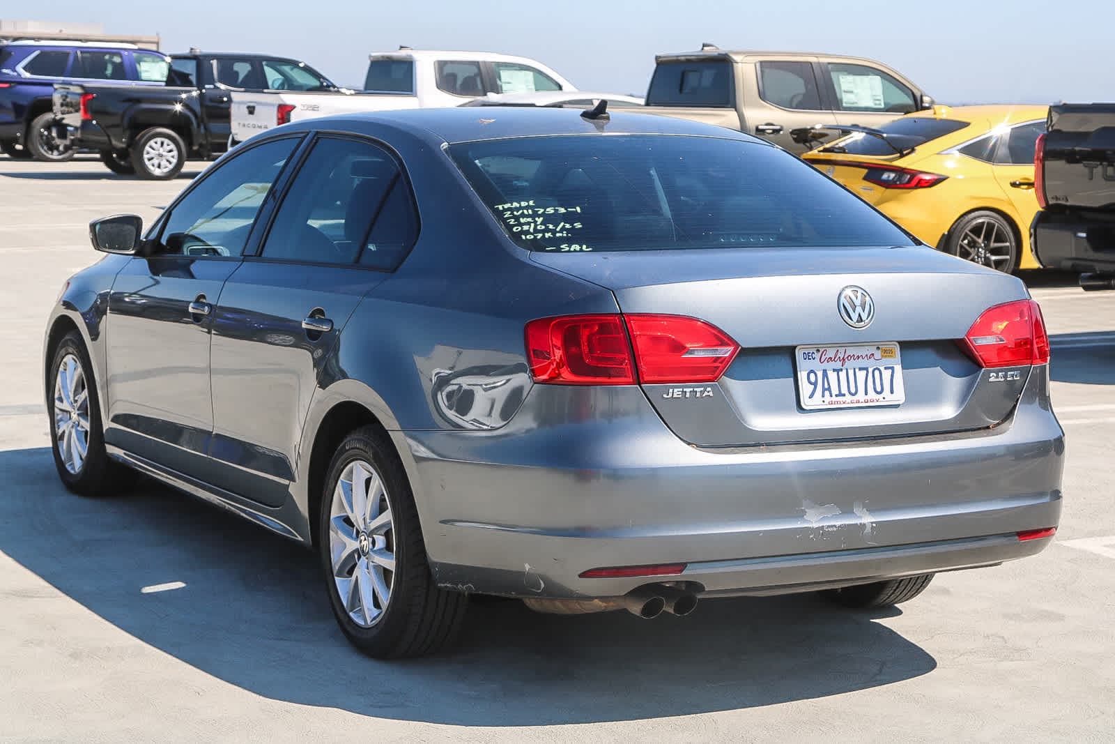 Thumbnail: 2011 Volkswagen Jetta - 9