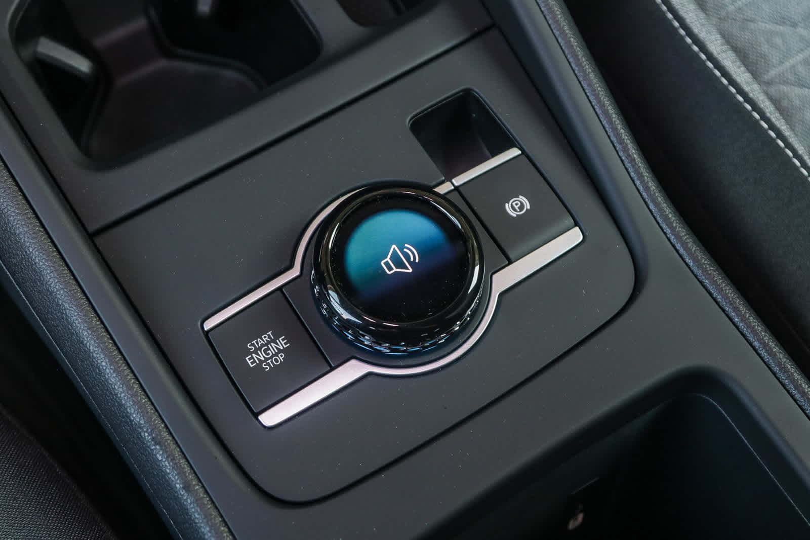 Thumbnail: 2025 Volkswagen Tiguan - 20