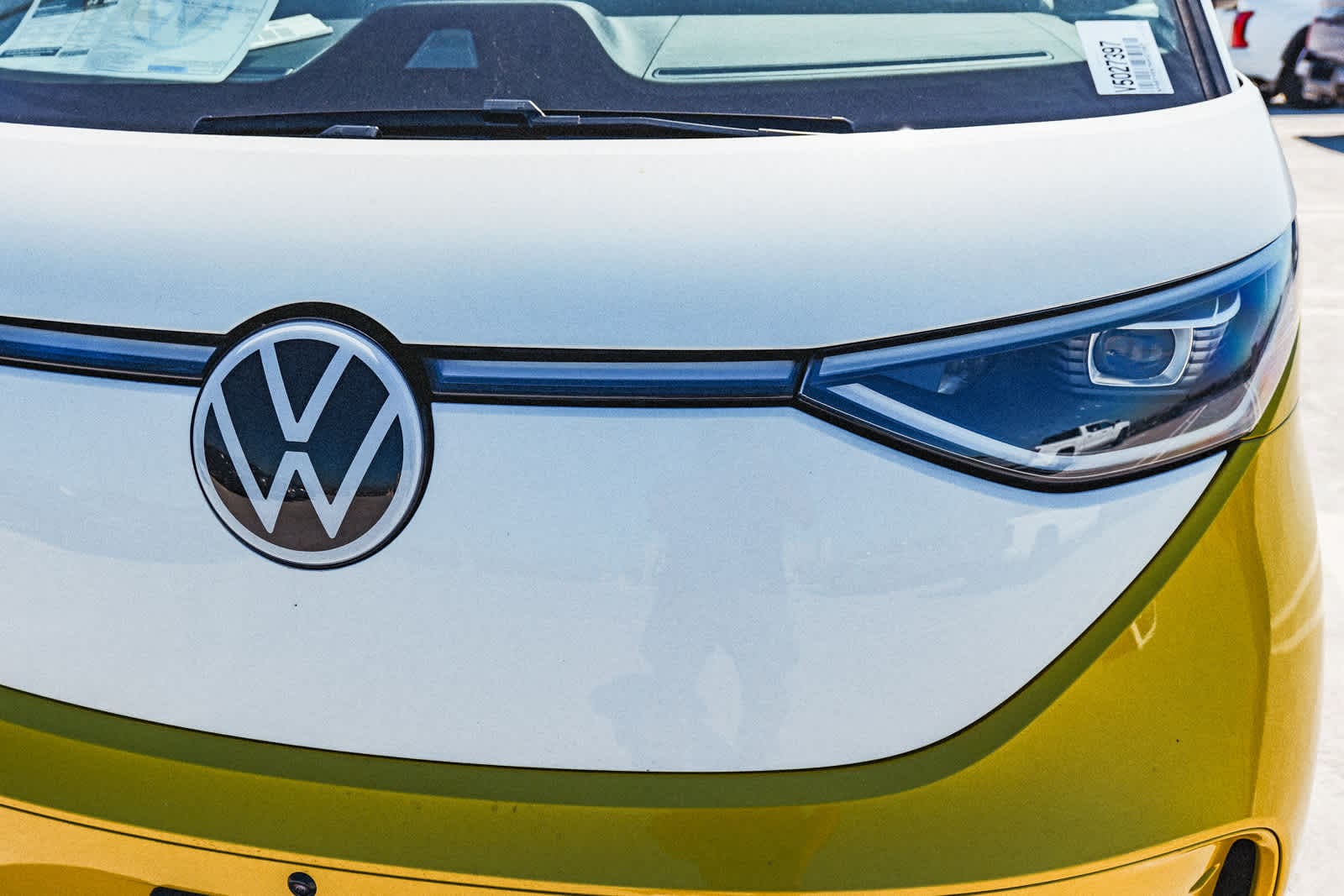 Thumbnail: 2025 Volkswagen ID.Buzz - 10