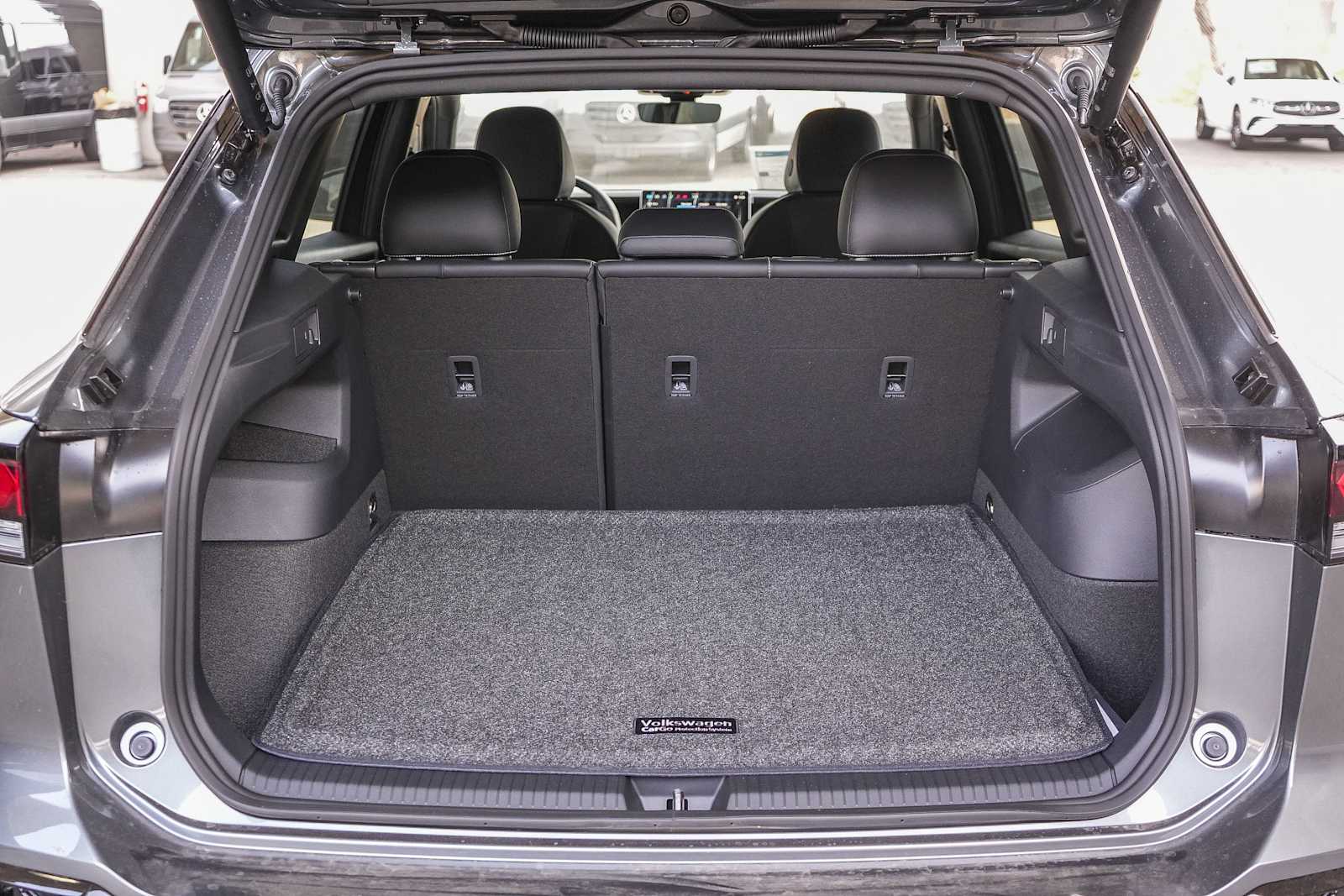 Thumbnail: 2026 Volkswagen Tiguan - 12