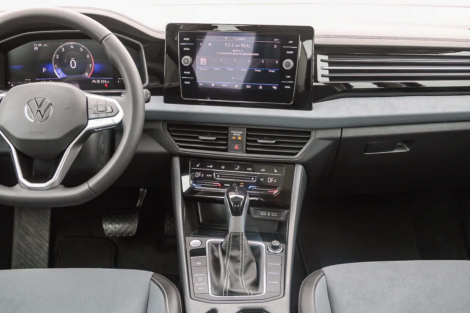 2025 Volkswagen Jetta SE 15