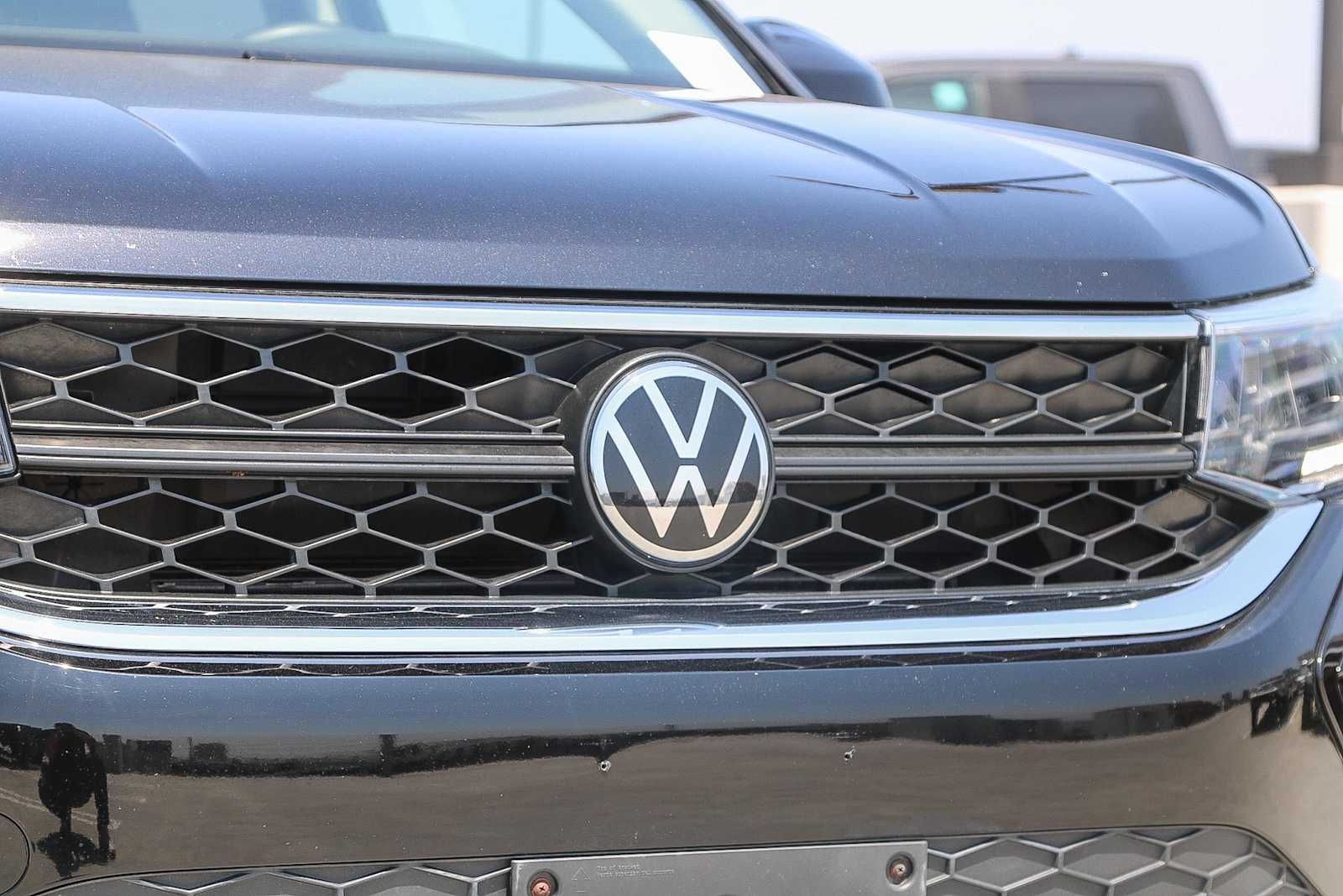 Thumbnail: 2022 Volkswagen Taos - 5