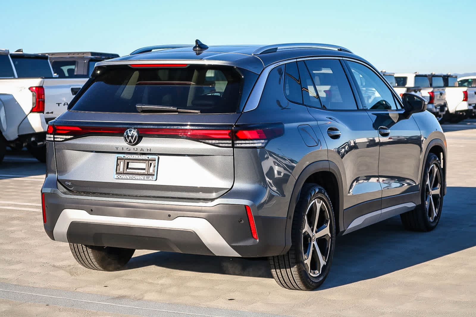 Thumbnail: 2026 Volkswagen Tiguan - 6