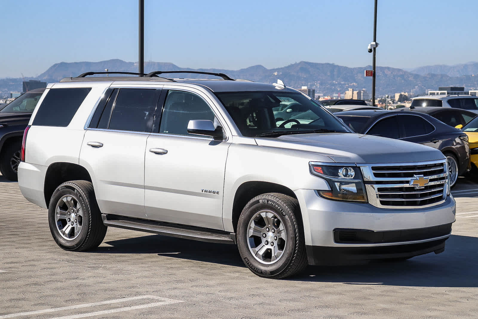 Thumbnail: 2020 Chevrolet Tahoe - 2
