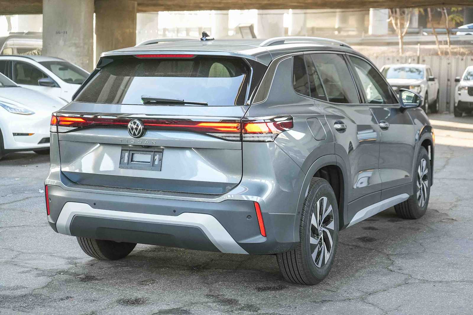 Thumbnail: 2026 Volkswagen Tiguan - 6