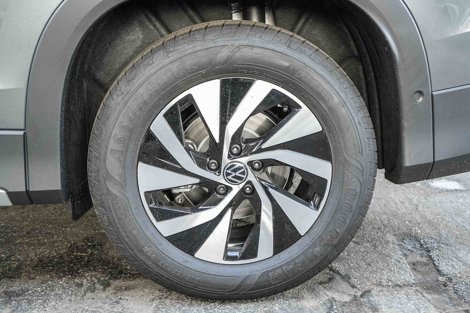 Thumbnail: 2026 Volkswagen Tiguan - 10