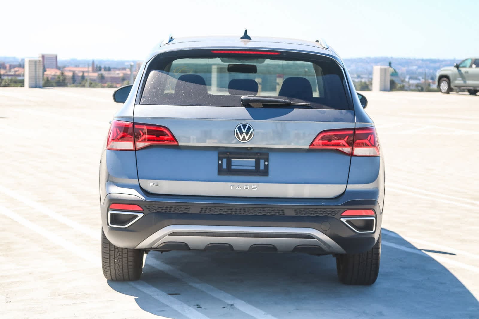 Thumbnail: 2022 Volkswagen Taos - 9
