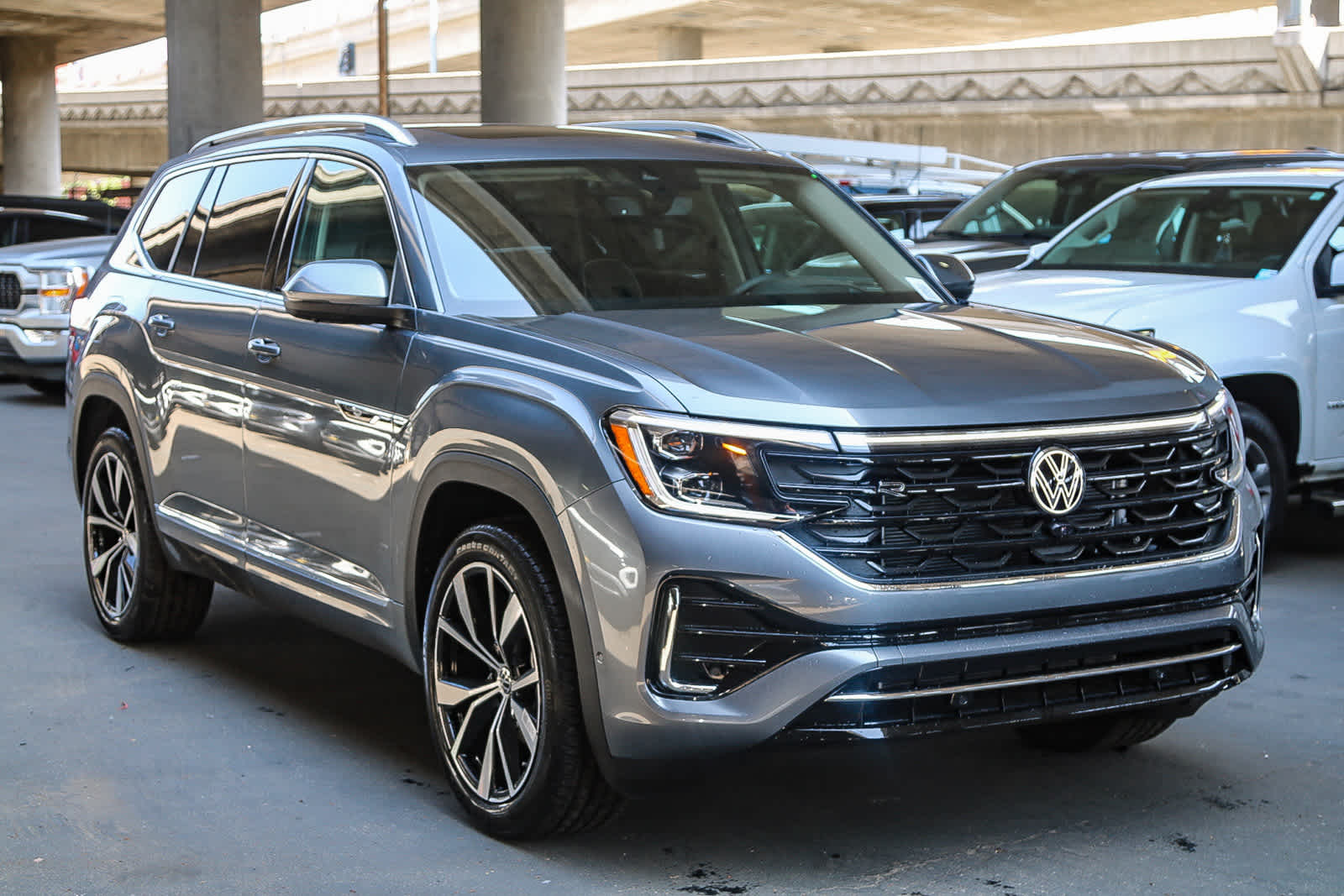 Thumbnail: 2025 Volkswagen Atlas - 3