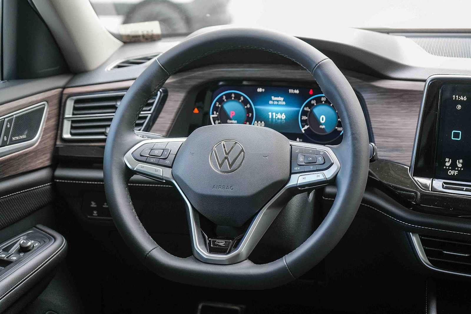 Thumbnail: 2026 Volkswagen Atlas - 17