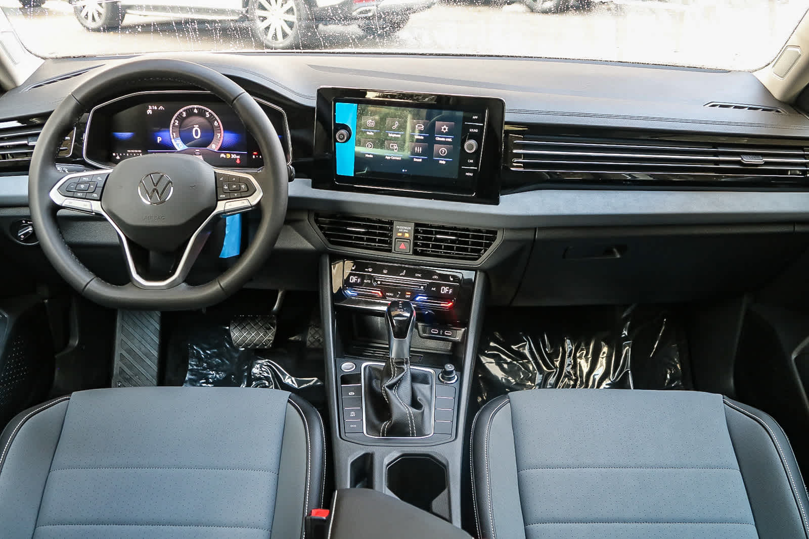 Thumbnail: 2025 Volkswagen Jetta - 14