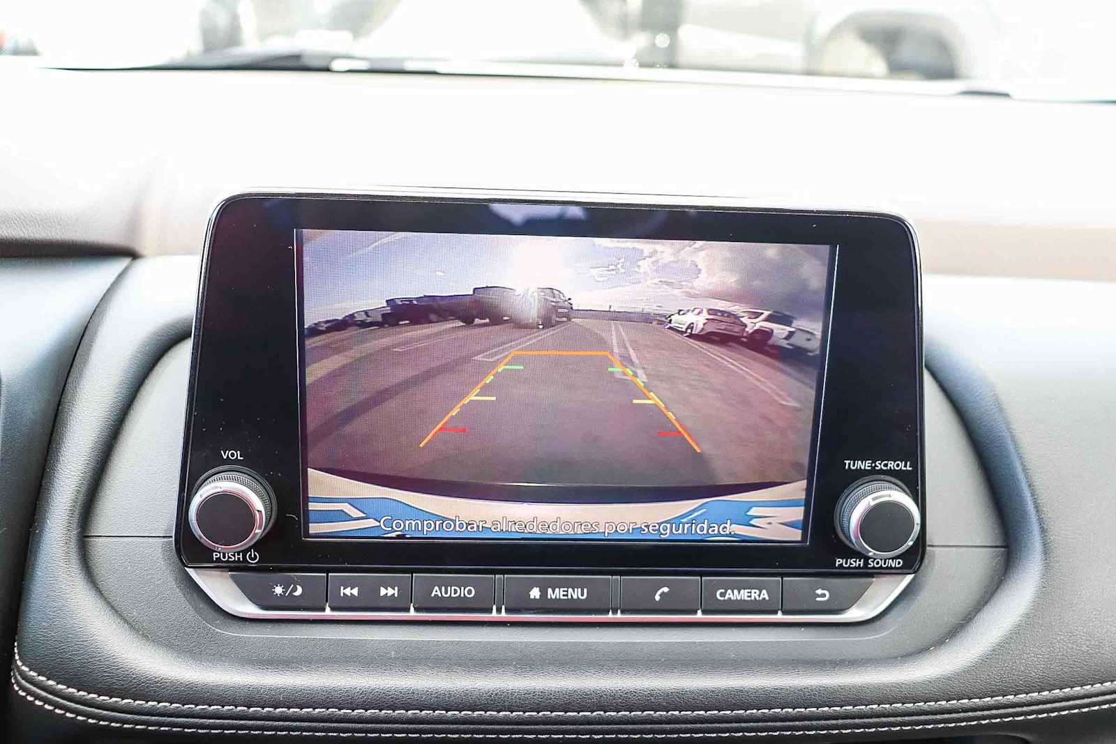 Thumbnail: 2023 Nissan Rogue - 25