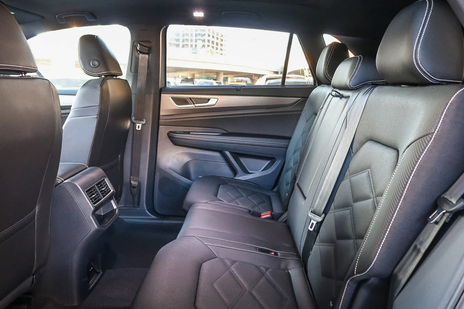 Thumbnail: 2026 Volkswagen Atlas - 20