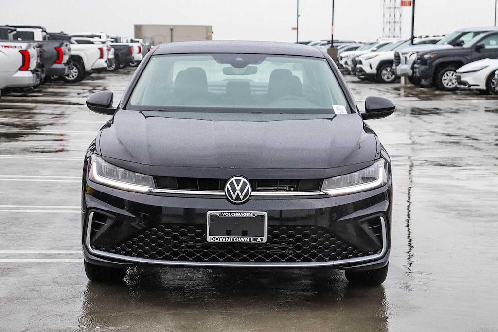 New 2026 Volkswagen Jetta 1.5T SE Sedan