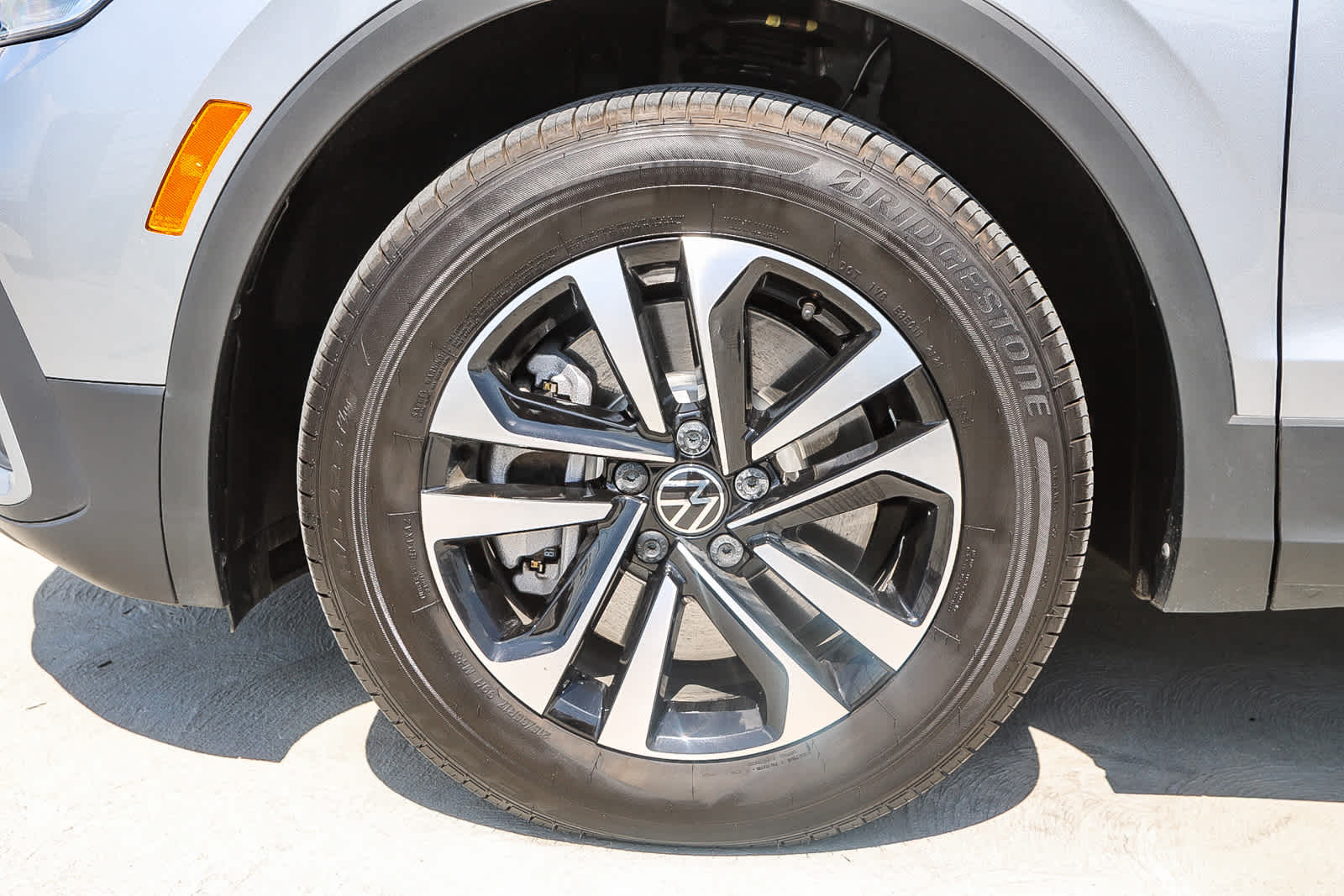 2024 Volkswagen Tiguan S 11