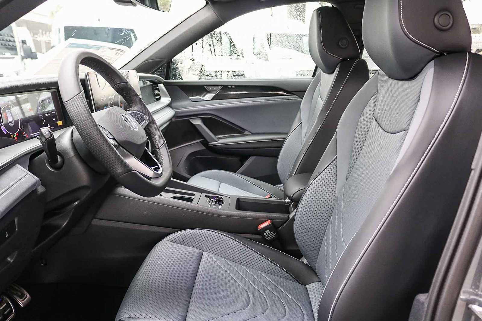 Thumbnail: 2026 Volkswagen Tiguan - 18