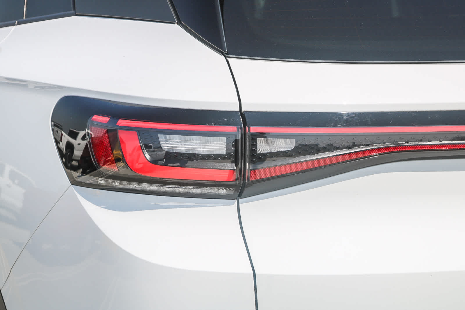 Thumbnail: 2022 Volkswagen ID.4 - 9
