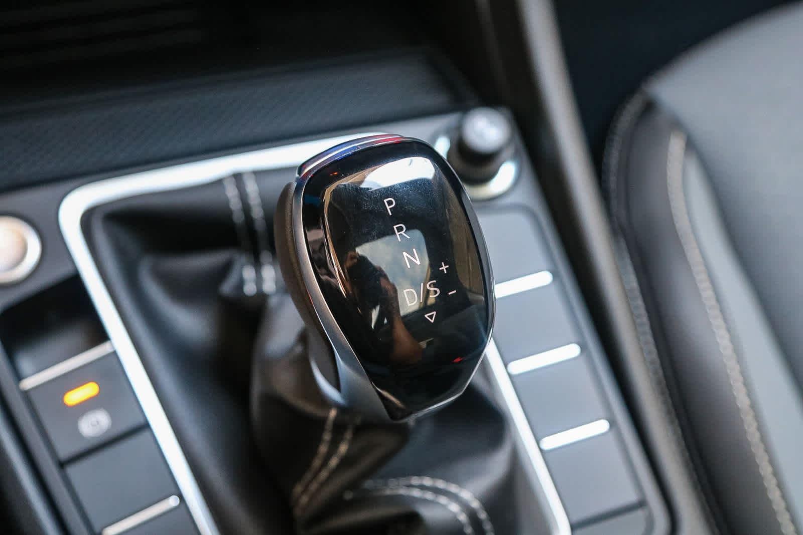 Thumbnail: 2025 Volkswagen Jetta - 22