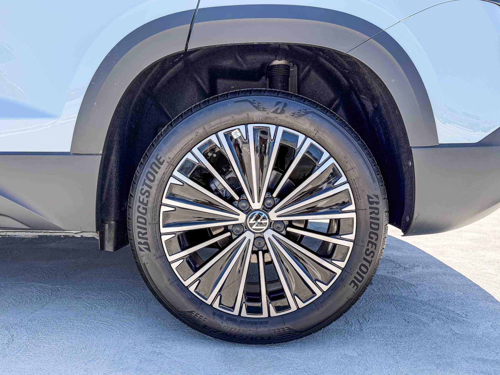 Thumbnail: 2026 Volkswagen Taos - 10
