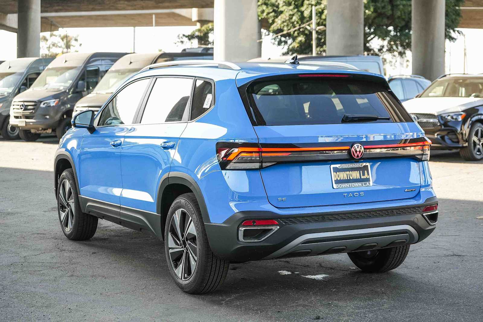 Thumbnail: 2026 Volkswagen Taos - 8
