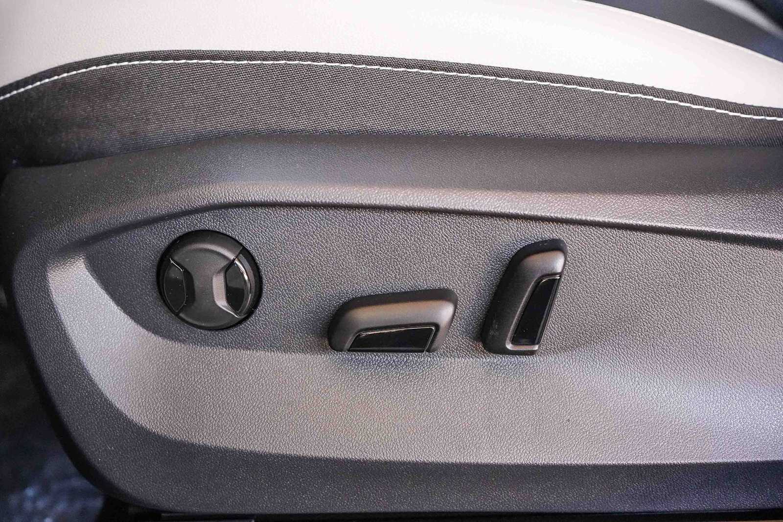 Thumbnail: 2026 Volkswagen Taos - 36