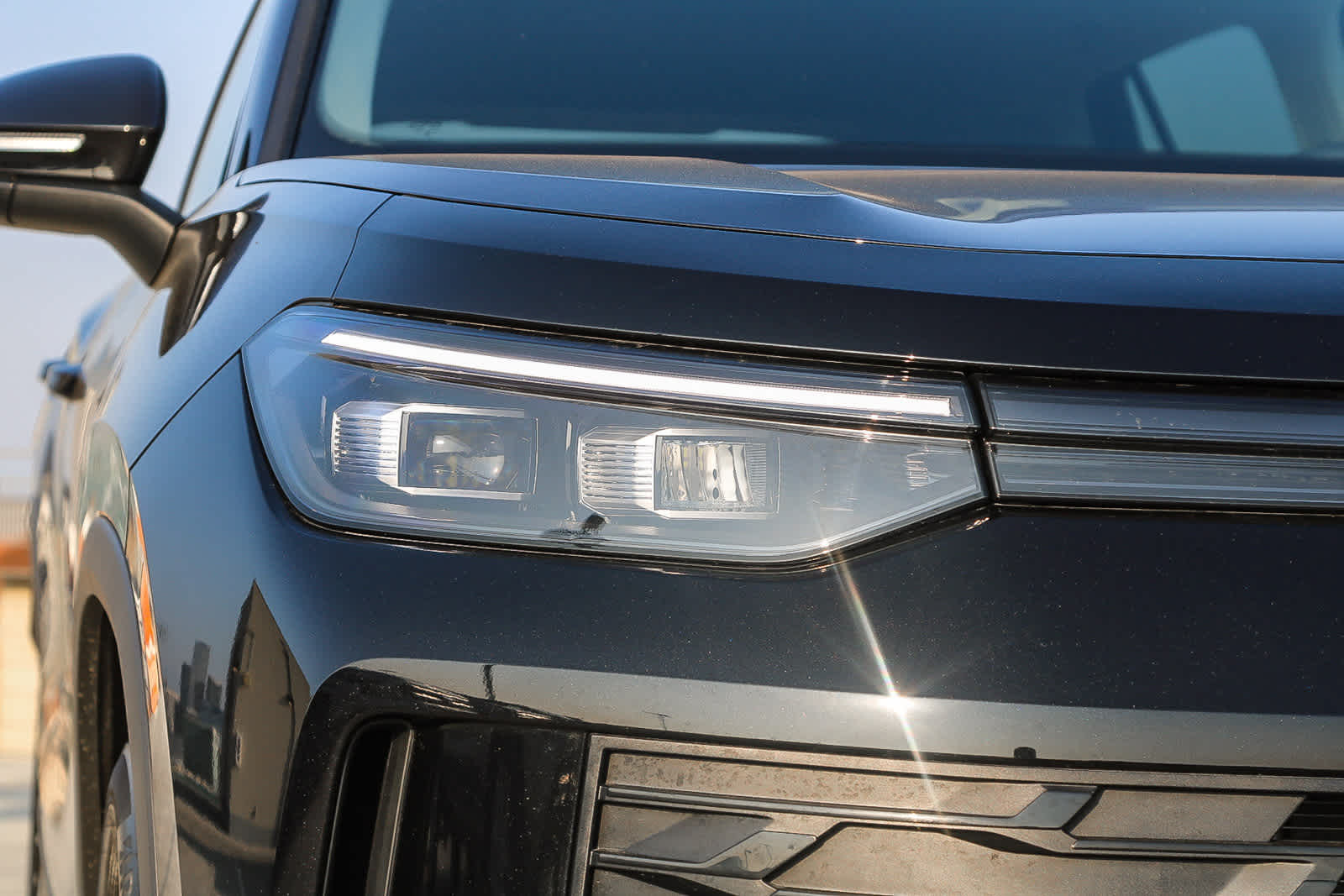 Thumbnail: 2025 Volkswagen Tiguan - 4