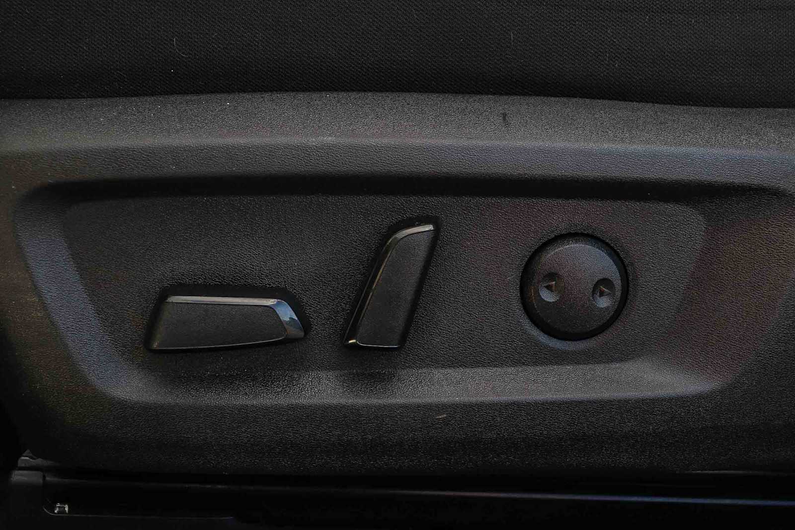 Thumbnail: 2023 Nissan Rogue - 21