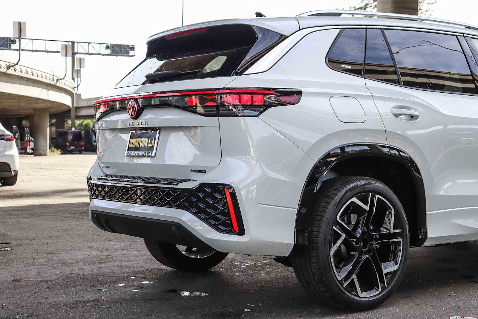 Thumbnail: 2026 Volkswagen Tiguan - 9