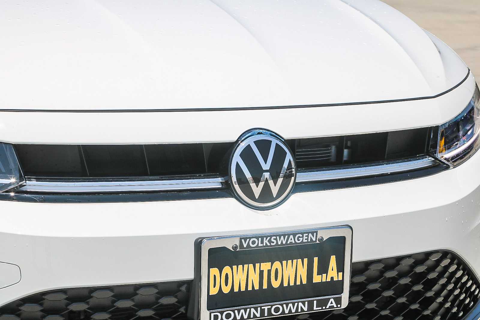 Thumbnail: 2025 Volkswagen Jetta - 5